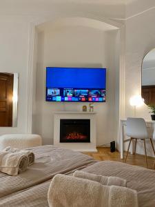 Romantic city centre flat - Alexandra Apartment