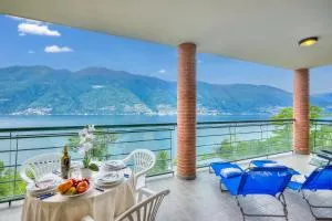 Va Pensiero sul lago Stunning View - Happy Rentals - Caviano