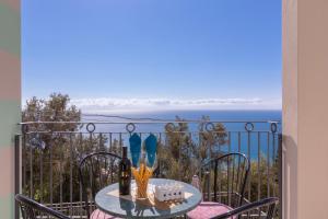 Serena 2 Amazing Sea View - Happy Rentals