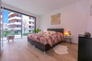 Magic Home - Happy Rentals