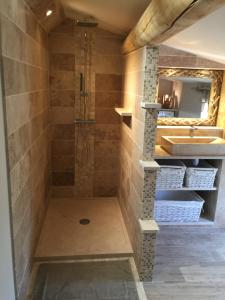 Maison Le Bastidon piscine privée chauffée