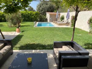 Villas Maison Le Bastidon piscine privee chauffee : photos des chambres