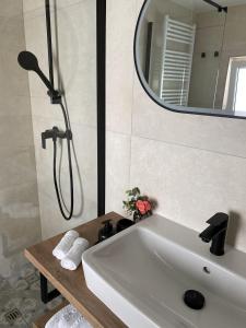 Ami's House Castle View 