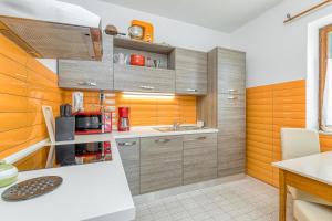 Sea View Home Marianne 200m from sea - Happy Rentals