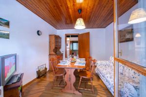 La Tana dello Scoiattolo Skiing nearby - Happy Rentals