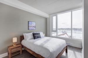 L'Equinox Modern Apartments by Corporate Stays - 4hvězdičkové hotely ve městě Laval