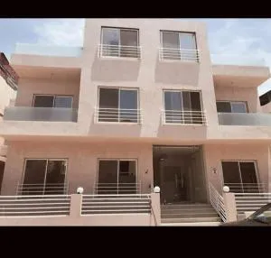 Apartment in villa magawish - 赫尔格达