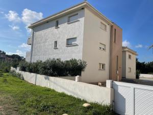 Charmant 2 pièce tout équipé climatisé