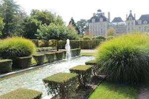 Maisons de vacances Bungalow cosy a Onzain avec piscine partagee : photos des chambres