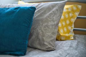 CITY BEAUTIFUL SINGLE Bedroom