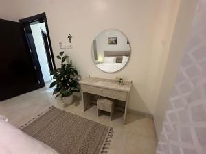 شقة انيقة غرفتين وصالة بدخول ذاتي