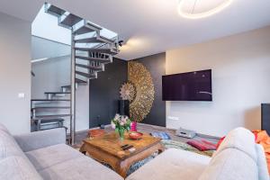 Luxury Penthouse w Garage - Budapest Centre