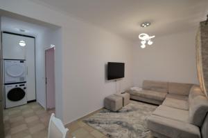 Loris Apartment