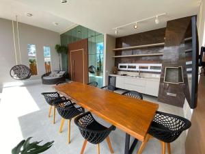 Casa luxo 10 pessoas Gravatá com jacuzzi