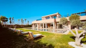 Villa SELINA Luxury -5 suites , Piscine privée chauffée, sans vis à vis, calme & sureté - Padle , Family only - El Harkat