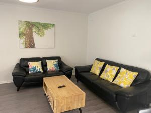 Cottage BNB near the hill