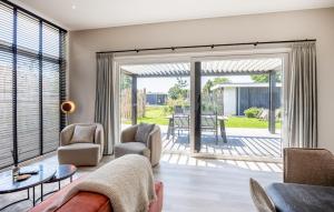 2 Bedroom Gorgeous Home In Voorthuizen