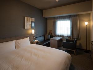 Hotel Route Inn Grand Wakayama Eki Higashiguchi