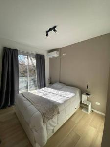 Monoambiente luminoso y moderno - A 4 cuadras del Movistar Arena