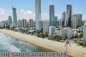 Cozy Central Beachfront Surfers Paradise
