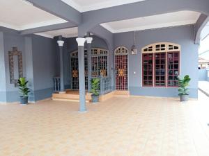 Mawar Camelia Homestay 5 Bedrooms Fully Aircond