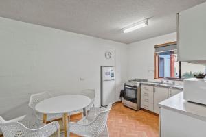 Eastern Beach Unit 1