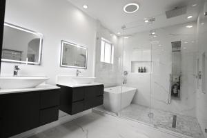 LuxOasis Getaway Minigolf, Pool, Beach, Chess, Jacuzzi