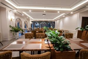 Ostara Hotel & Apartment