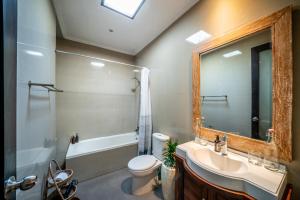 3BR Canggu Shortcut Villa, Walk to ATLAS and FINNS