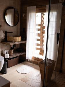 Chalets Magnifique ferme ancienne datant de 1877 : photos des chambres