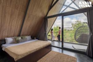 StayVistas Celeste Villa - Hill-View Retreat with Infinity Pool