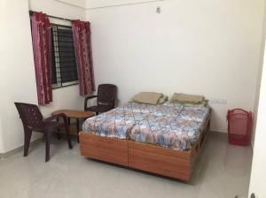 Servostay New 2 BHK with Parking, Balcony & Gas Stove in Begur Between Electronic City & HSR Layout