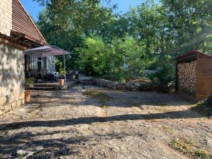 Maisons de vacances Gite avec piscine privee au coeur d'une foret de chenes proche de Vallon Pont d'Arc : photos des chambres