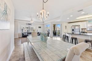 Large Corner Unit at Ocean Walk with Sneak Peak of the Ocean ~ OW20-501