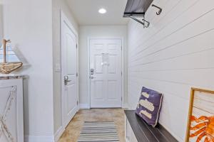 Large Corner Unit at Ocean Walk with Sneak Peak of the Ocean ~ OW20-501