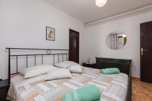 Palman apartments with Free Parking