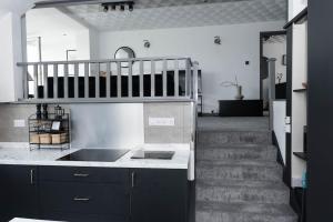 Sunrise 6 Bedroom Home in Looe Cornwall