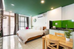 Gemini Saigon CENTER - New & Quiet near Bui Vien Walking Street