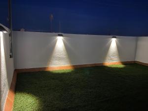 CONIL CENTRO MERCURIO SOLO FAMILIAS Y PAREJAs