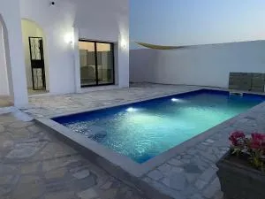 Ferienhaus mit 8m Swimmingpool - 阿格希尔