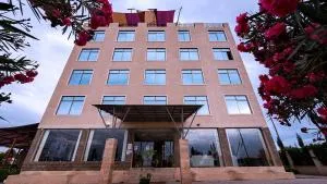 The Nest Boutique Hotel - Melewa