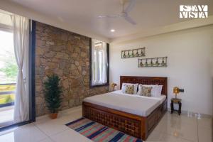StayVista at Talin Farms with Mountain View, Pool