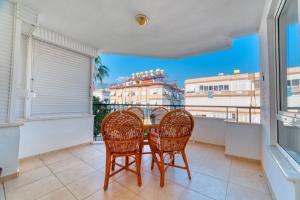 Şehir ve Denizin ortasında