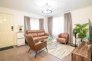 3bedroom Townhouse at Dundas - Epping