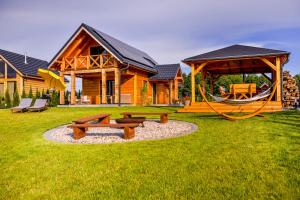 Przystanek MAZURY - domki nad jeziorem