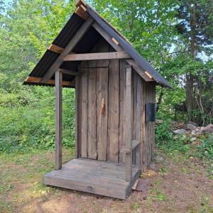 Trummi glämping ja korstnata saun