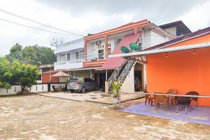 RedDoorz Syariah at Naufal Residence Sarolangun