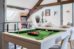 GameClub - Les Demeures dAdrien