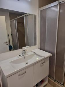 Garsoniera 23 august