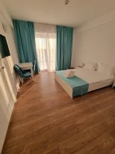 Sonia Blaxy - 道泽兹西特里奥格